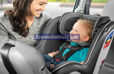 Thời gian để trẻ em ngồi trên ô tô bao lâu là an toàn nhất