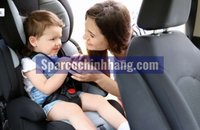Những lưu ý rất quan trọng khi có trẻ em đi cùng trên ô tô