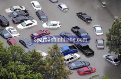 Khuyến cáo bảo vệ ô tô an toàn qua mùa mưa bão